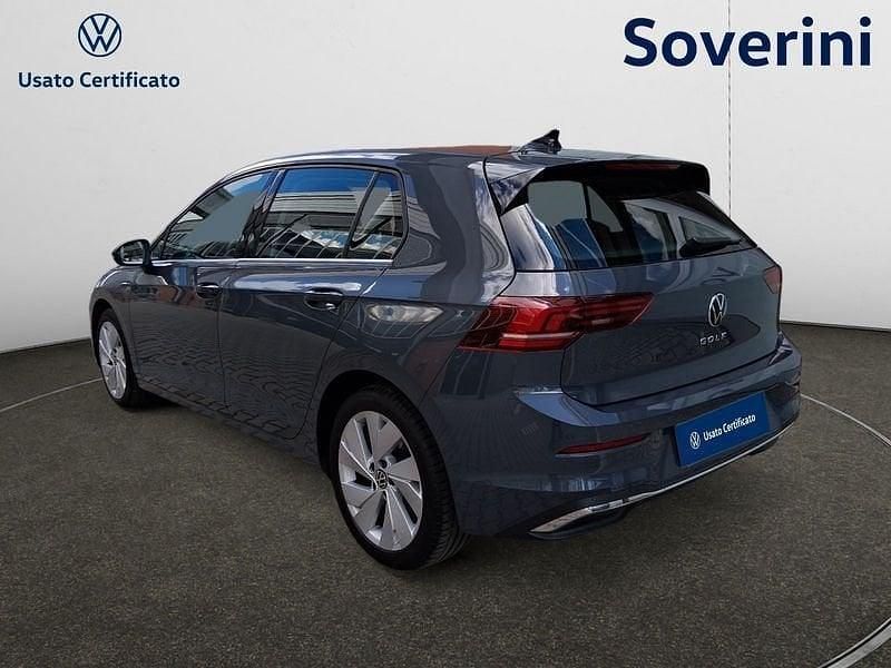 Gebraucht VW Golf VIII Style 150 PS (110 kW) 2025 Grau Limousine