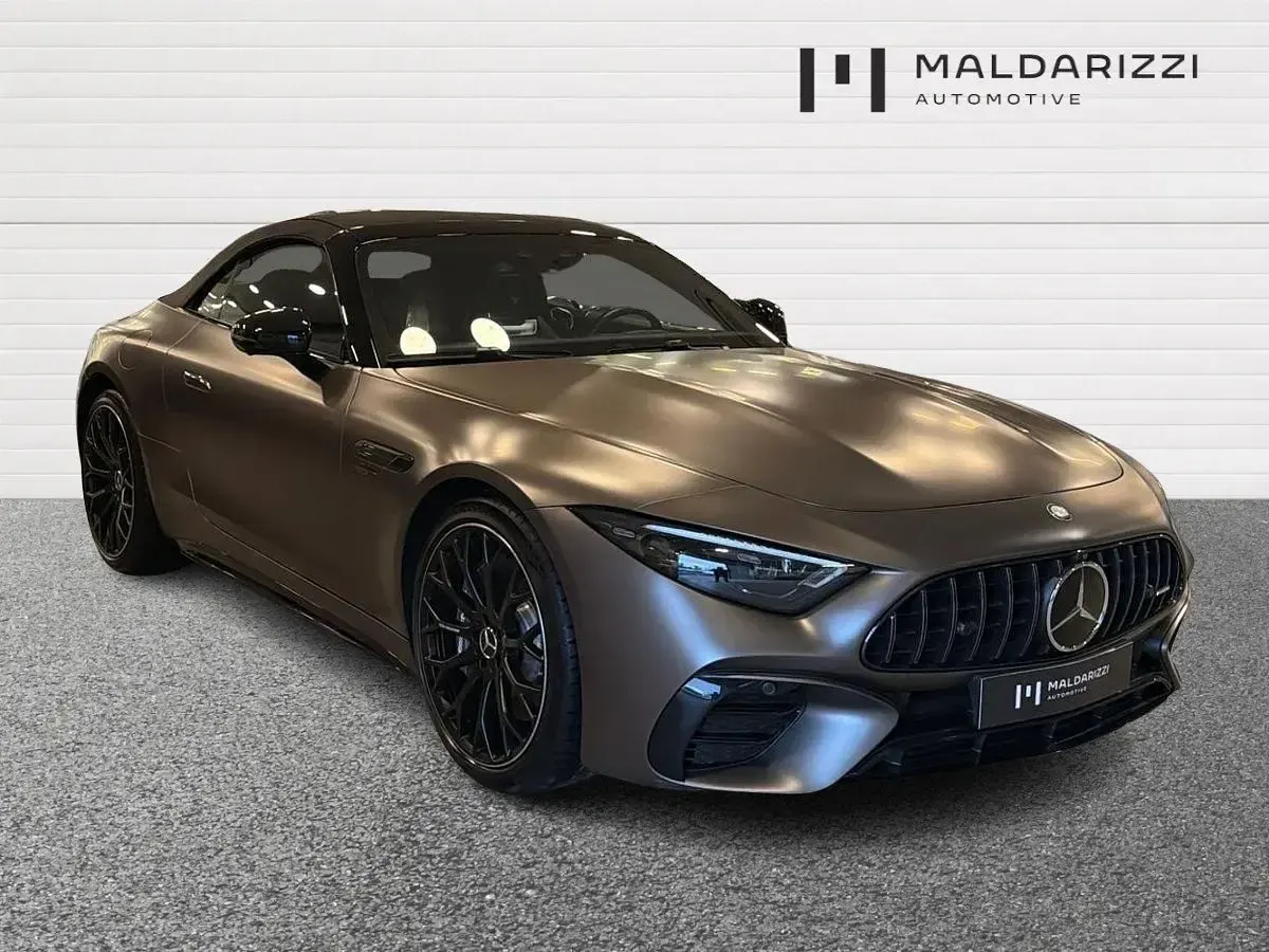 Usata Mercedes SL43 AMG Premium Plus 381 CV (280 kW) 2023 Cabrio