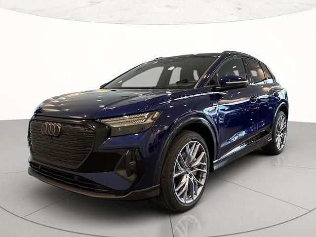 Usata Audi Q4 e-tron S-Line 250 kW (340 CV) 2024 2d blu navarra metallizzato SUV