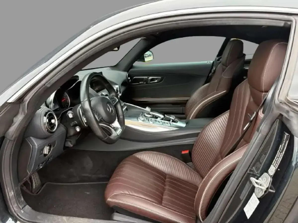 Usata Mercedes AMG GT AMG 476 CV (350 kW) 2017 Nero magnetico Coupé