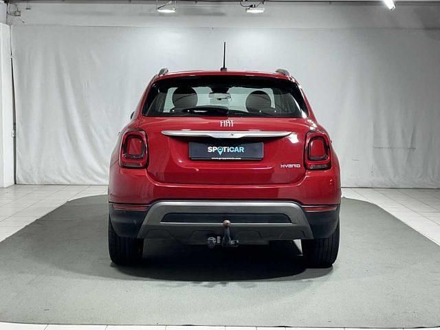 Usata Fiat 130 Cross 131 CV (96 kW) 2022 Rosso SUV