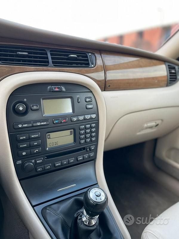 Usata Jaguar X-type 156 CV (114 kW) 2002 Berlina