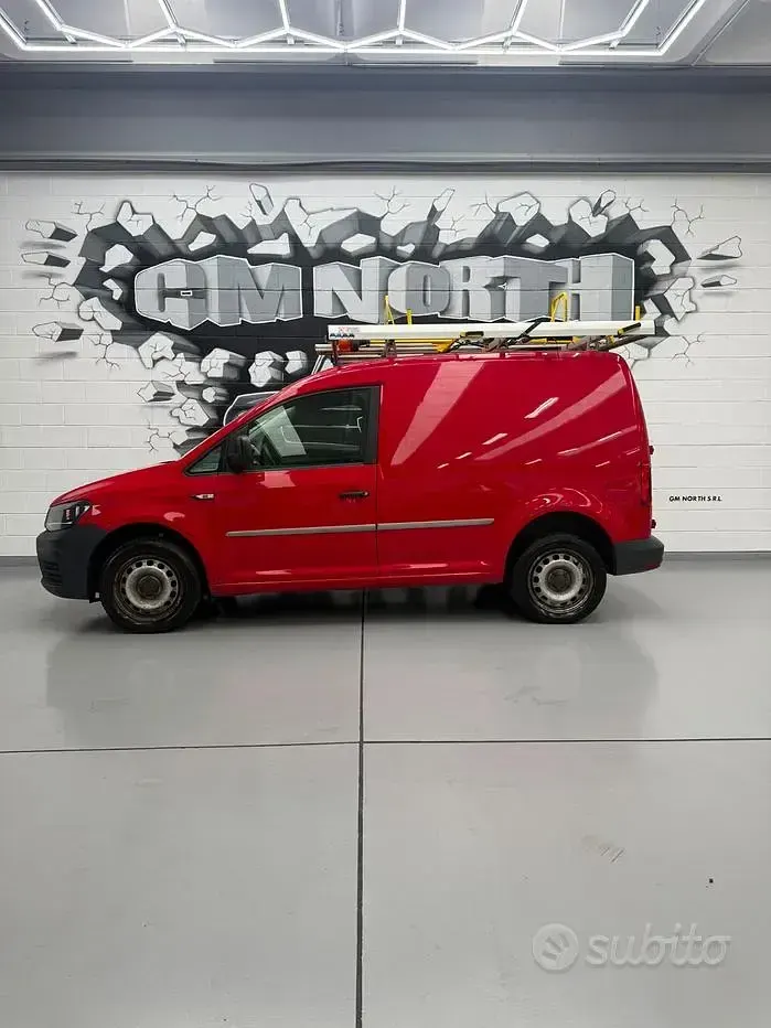 Usata VW Caddy Business 122 CV (89 kW) 2017 Rosso Monovolume