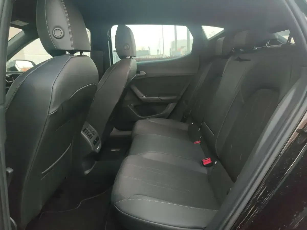 Usata Cupra Leon 150 CV (110 kW) 2025 Nero Berlina