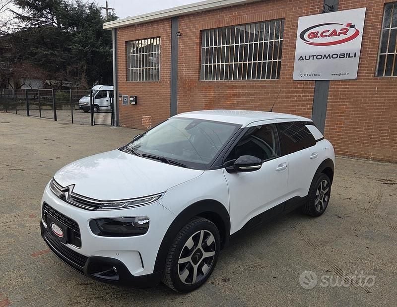 Bianco Usata 2019 Citroën C4 PureTech Berlina | 13.900 € (Molto cara) - Immagine 1/4