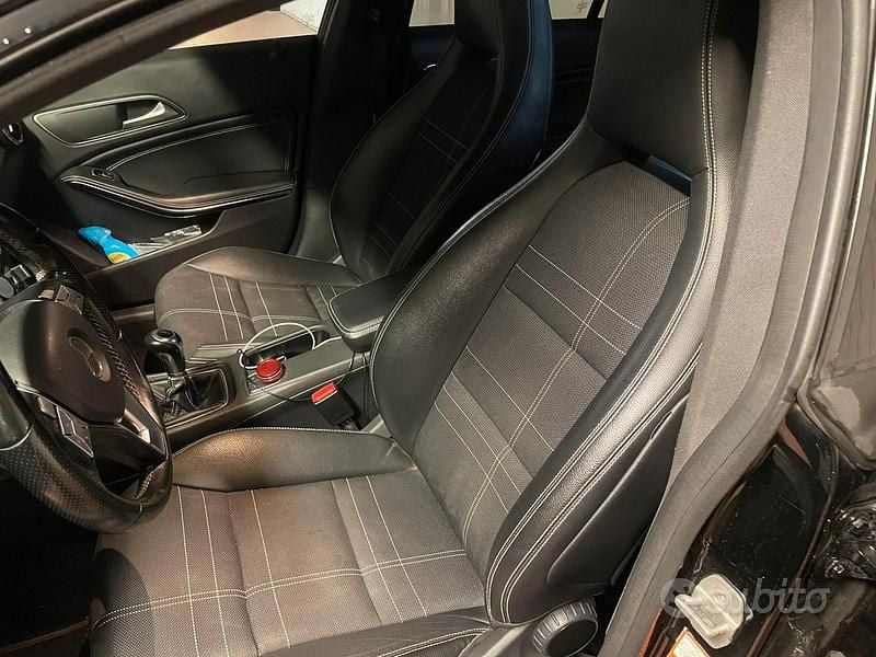 Usata Mercedes CLA180 109 CV (80 kW) 2014 Nero Berlina