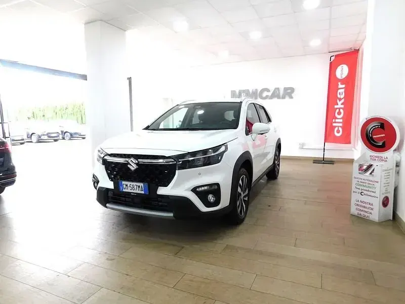 Usata Suzuki SX4 S-Cross 129 CV (94 kW) 2023 Bianco SUV