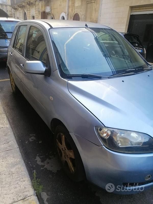 Usata Mazda 2 53 CV (38 kW) 2007 Berlina