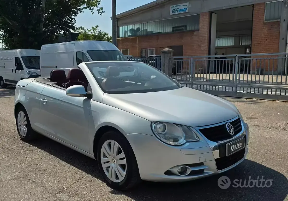 Usata VW Eos 140 CV (102 kW) 2007 Grigio Cabrio