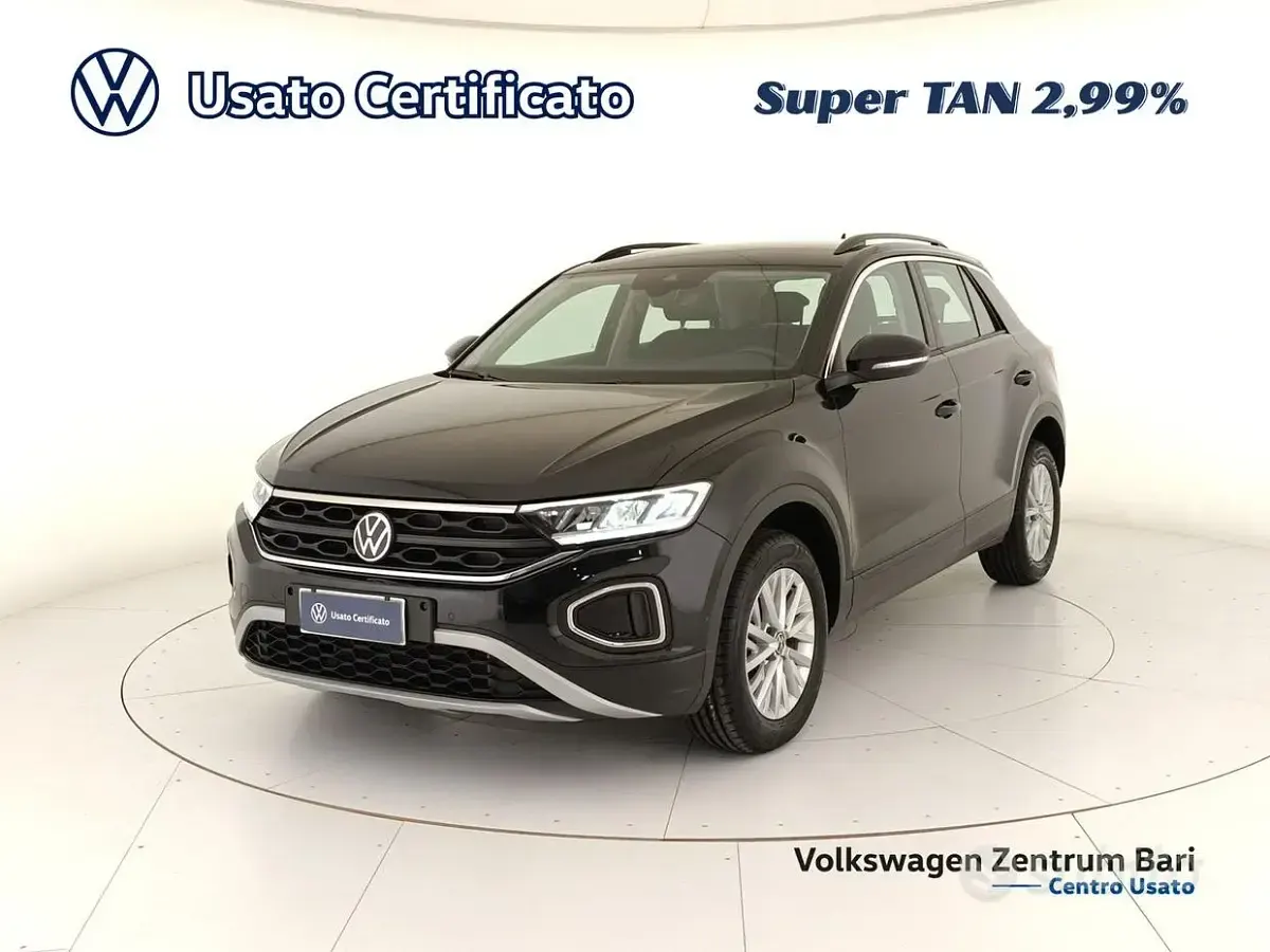 Usata VW T-Roc Life 116 CV (85 kW) 2025 Nero SUV