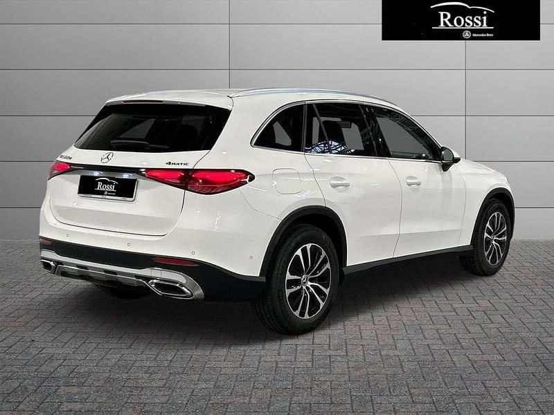 Usata Mercedes GLC220 Advanced 197 CV (144 kW) 2024 Bianco polare SUV