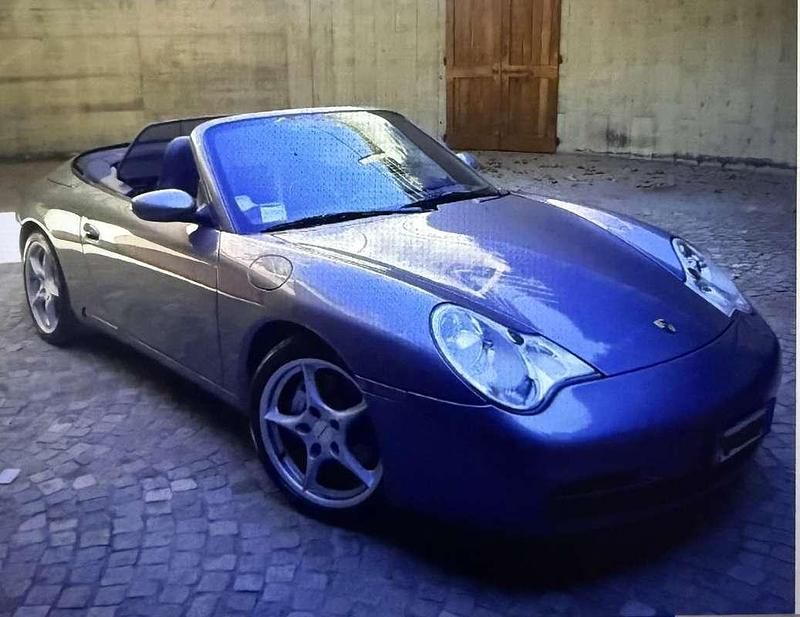 Usata Porsche 911 Carrera 4 Cabriolet 320 CV (235 kW) 2005 Argento Cabrio