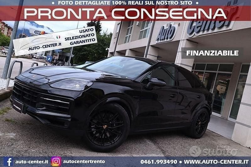 Usata Porsche Cayenne 305 CV (224 kW) 2023 Nero SUV