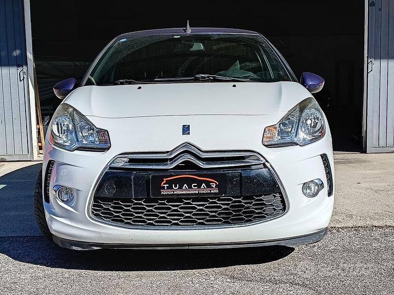 Usata DS Automobiles DS3 Sport Chic 99 CV (72 kW) 2014 Bianco Cabrio