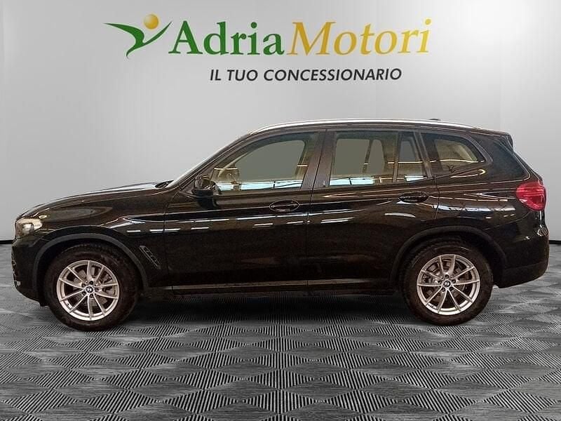 Second-hand BMW X3 Advantage 190 CP (139 kW) 2021 Negru SUV