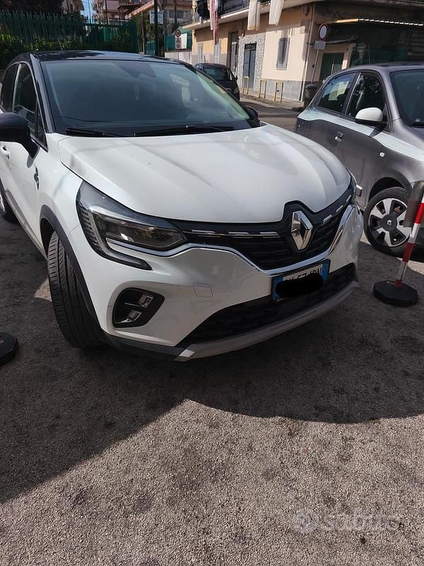 Usata Renault Captur 100 CV (73 kW) 2023 Bianco SUV