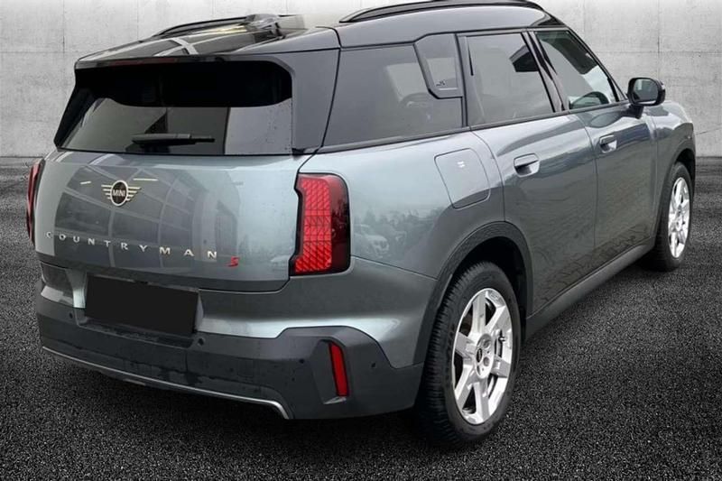 Usata Mini Cooper Countryman Classic 204 CV (150 kW) 2024 Verde SUV