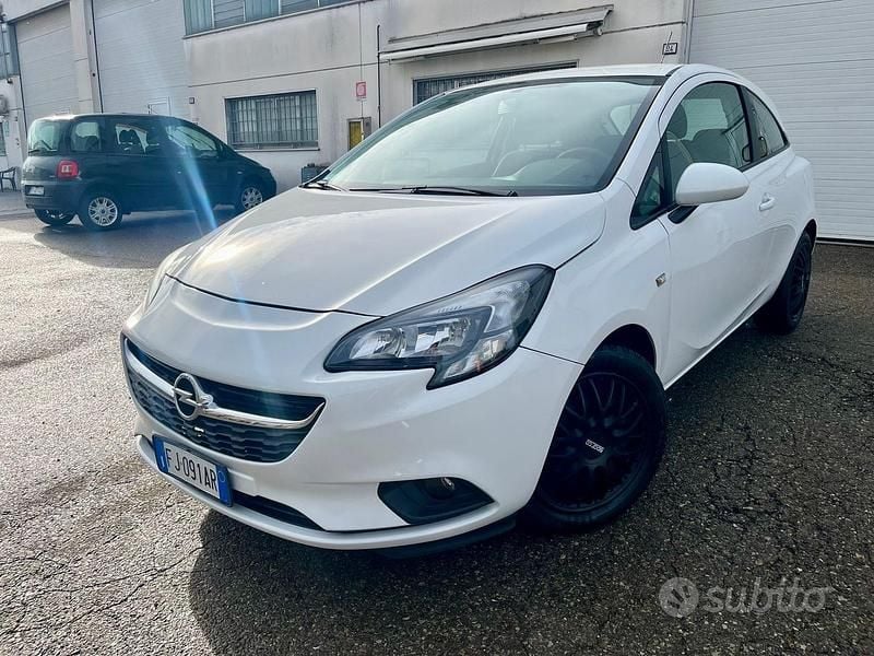 Usata Opel Corsa 90 CV (66 kW) 2017 Bianco Utilitaria