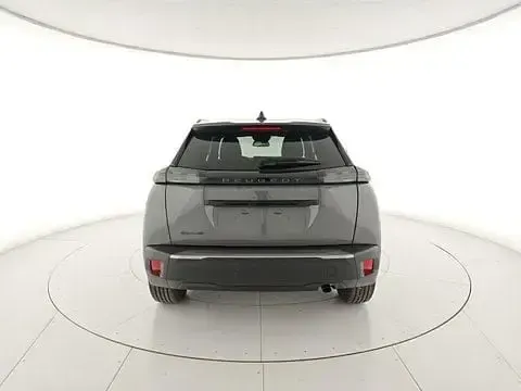 Usata Peugeot 2008 Allure 101 CV (74 kW) 2025 Grigio SUV