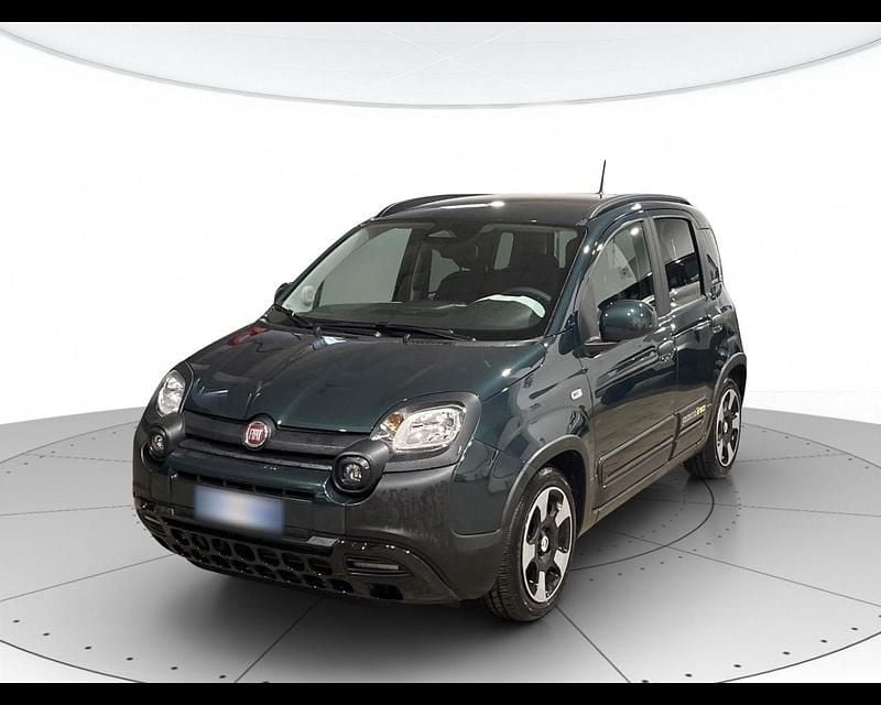 Usata Fiat Panda Cross Cross 70 CV (51 kW) 2025 Verde foresta Utilitaria