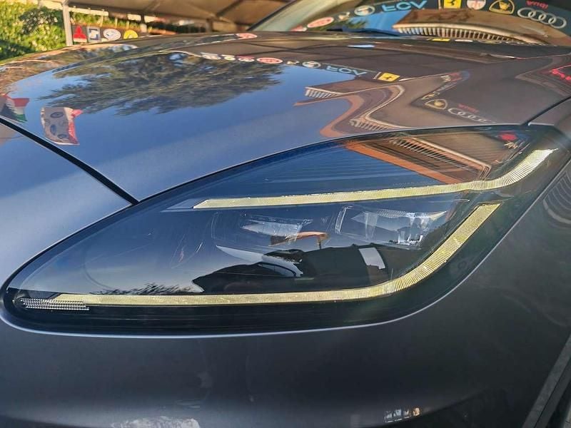 Usata Jaguar E-Pace 204 CV (150 kW) 2021 Grigio SUV