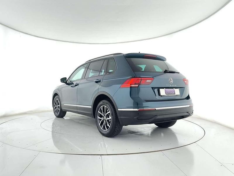 Usata VW Tiguan Life 150 CV (110 kW) 2021 Blu metallizzato SUV