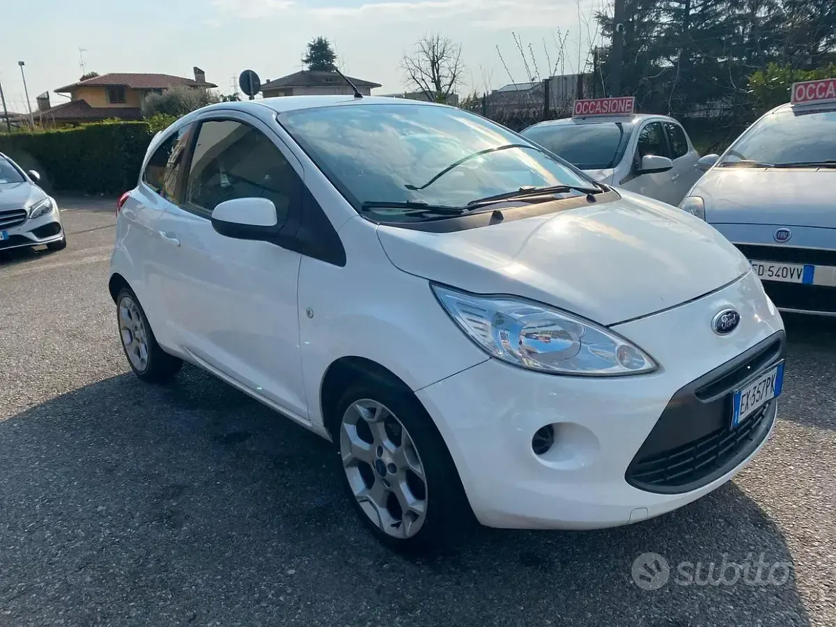 Usata Ford Ka 69 CV (50 kW) 2014 Bianco Berlina