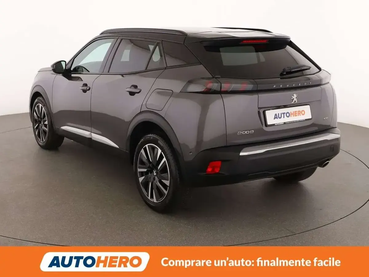 Usata Peugeot 2008 GT 131 CV (96 kW) 2021 Grigio SUV