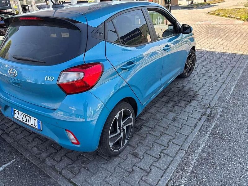 Usata Hyundai i10 Advanced 67 CV (49 kW) 2020 Blu/azzurro Utilitaria