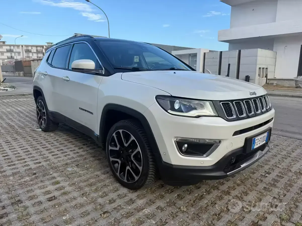 Usata Jeep Compass Limited 140 CV (102 kW) 2019 Bianco SUV