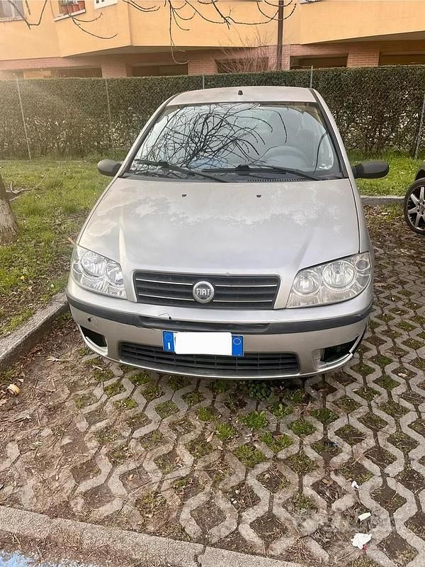 Usata Fiat Punto 2003 Grigio Utilitaria