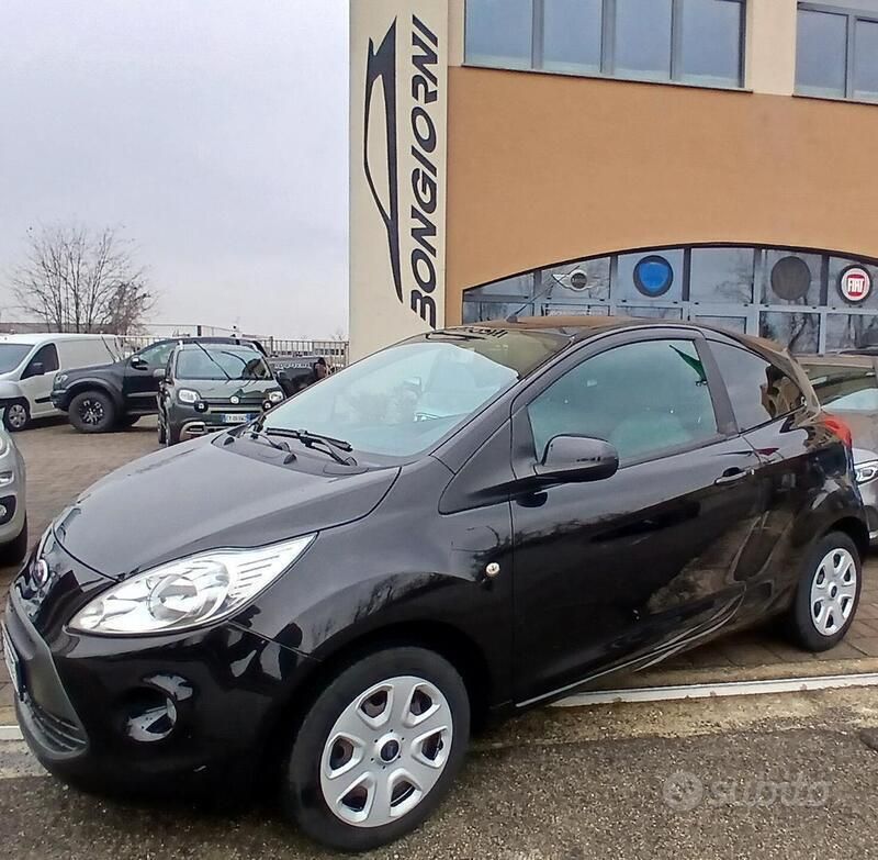 Usata 2016 Ford Ka Due volumi | 7700 € (Buon prezzo) - Immagine 1/4