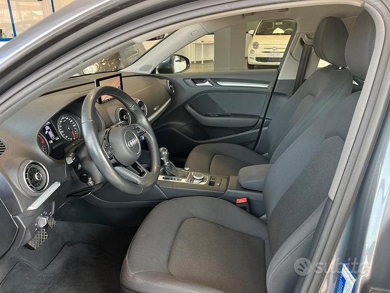 Usata Audi A3 Sportback 150 CV (110 kW) 2019 Grigio Utilitaria