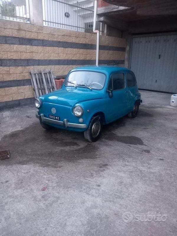 Blu Usata 1960 Fiat 600D Cabrio | 5000 € - Immagine 1/4