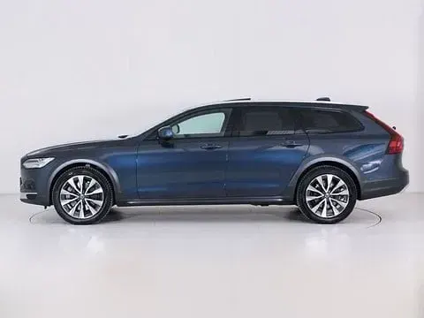 Usata Volvo V90 CC Ultimate 197 CV (144 kW) 2023 Blu Station wagon