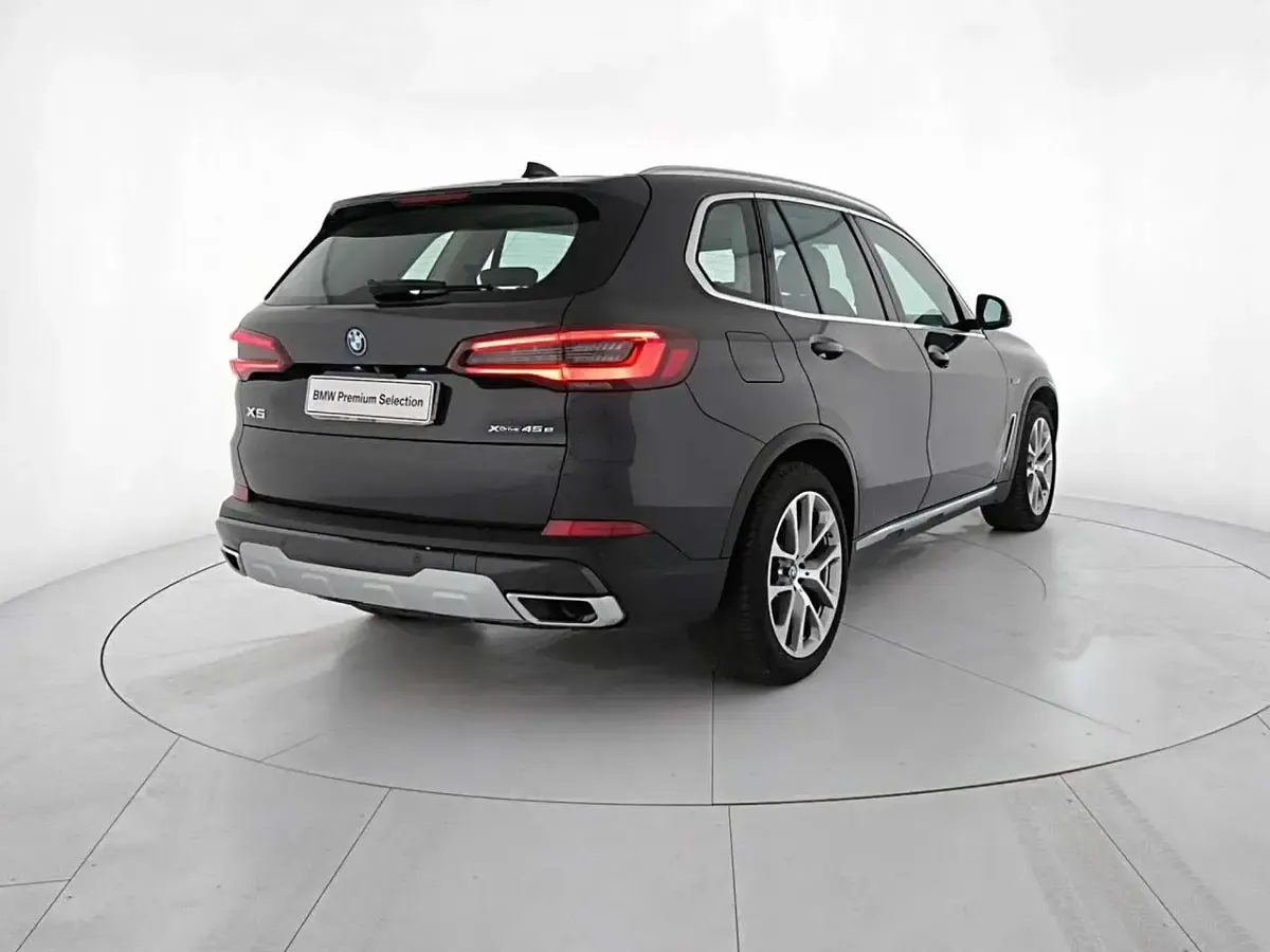Usata BMW X5 xLine 286 CV (210 kW) 2022 Sophisto grey SUV