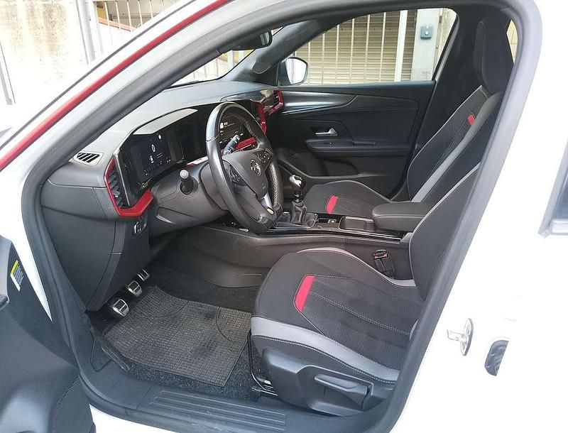 Usata Opel Mokka GS Line 110 CV (80 kW) 2022 Bianco SUV