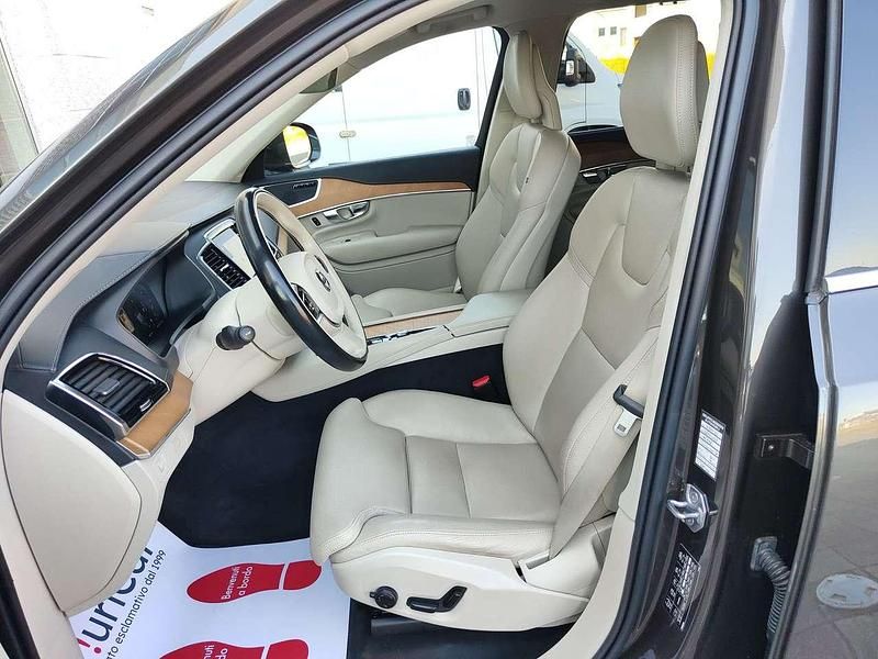 Usado Volvo XC90 Inscription 235 HP (172 kW) 2021 Castanho SUV