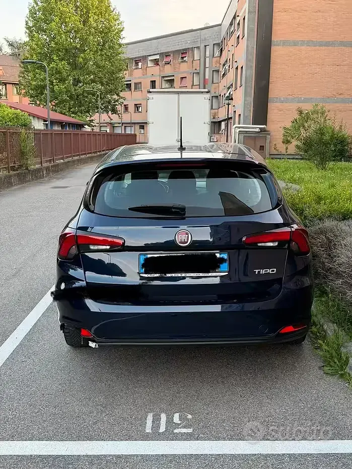 Usata Fiat Tipo 131 CV (96 kW) 2021 Blu Station wagon
