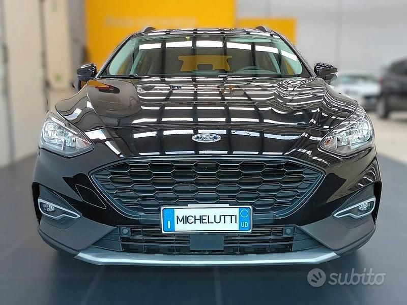 Usata Ford Focus Active 125 CV (91 kW) 2022 Nero SUV