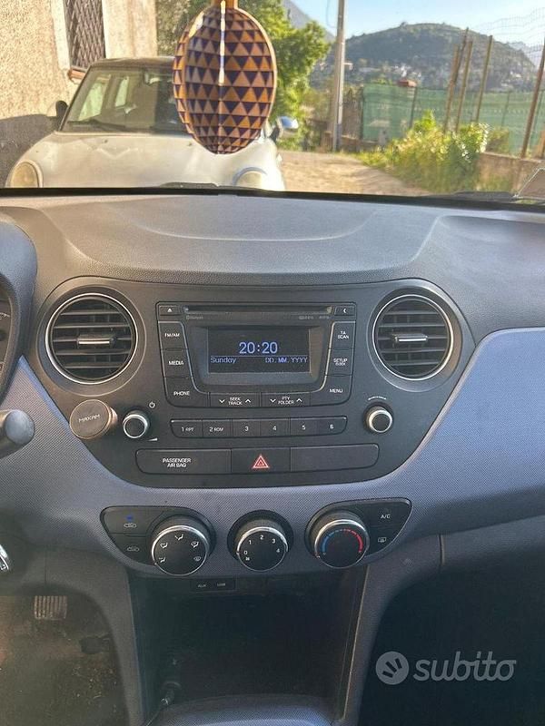 Usata Hyundai i10 2015 Grigio Utilitaria