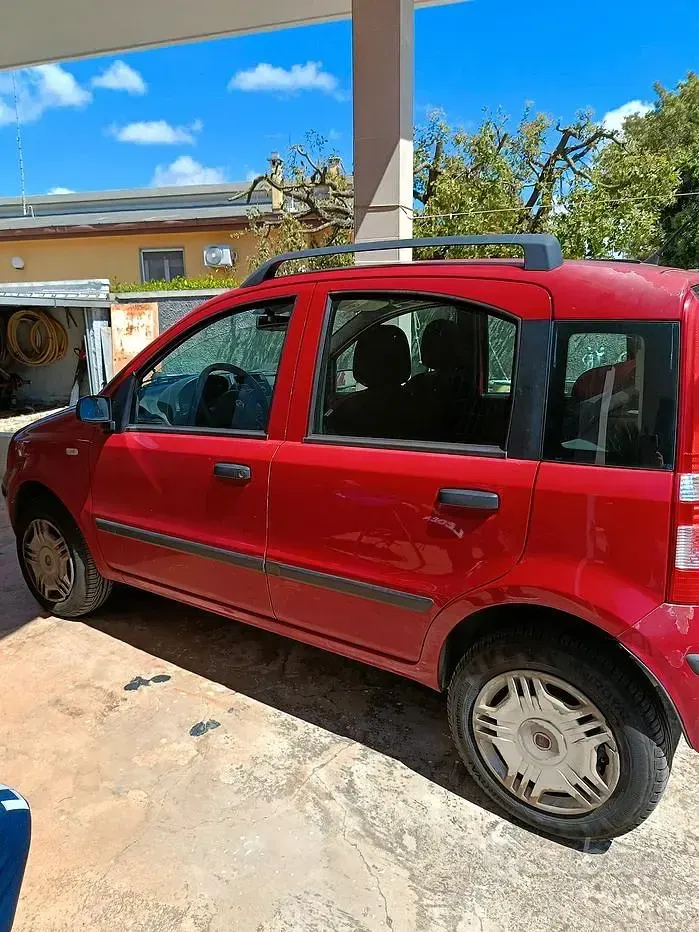 Usata Fiat Panda 77 CV (56 kW) 2007 Rosso Utilitaria