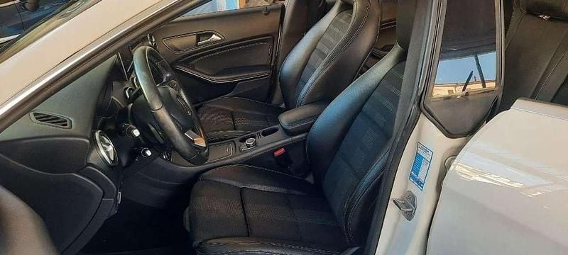 Usata Mercedes CLA180 116 CV (85 kW) 2018 Bianco(met.) Berlina