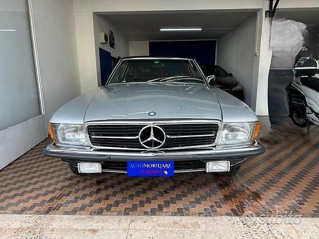 Usata Mercedes SL350 199 CV (146 kW) 1970 Grigio Cabrio