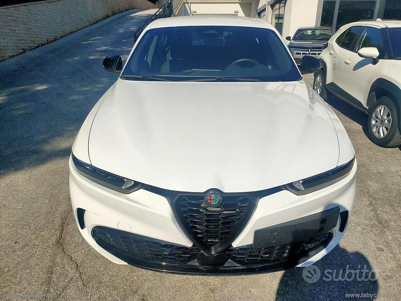 Usata Alfa Romeo Tonale Sprint 131 CV (96 kW) 2023 Bianco SUV