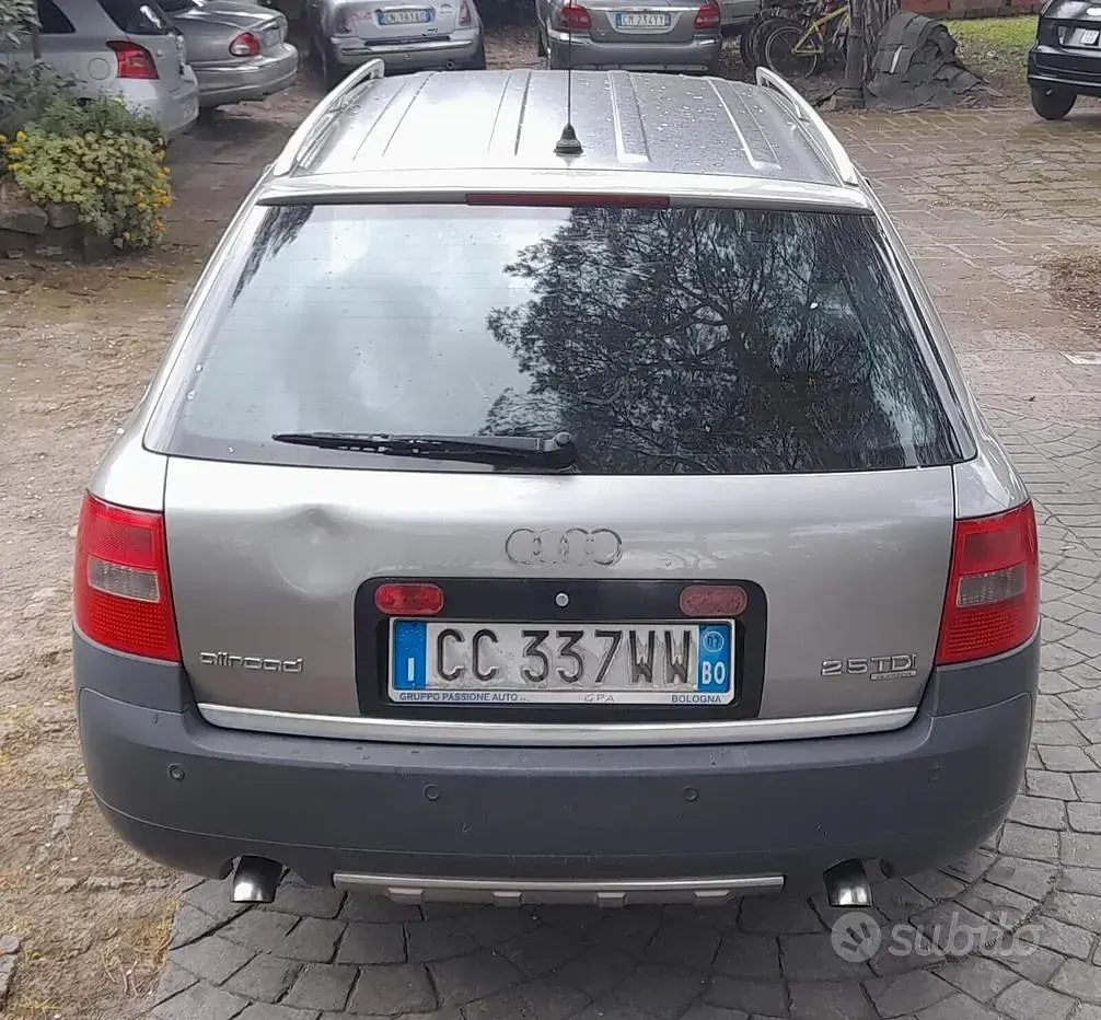 Usata Audi A6 Allroad 180 CV (132 kW) 2002 Grigio Station wagon