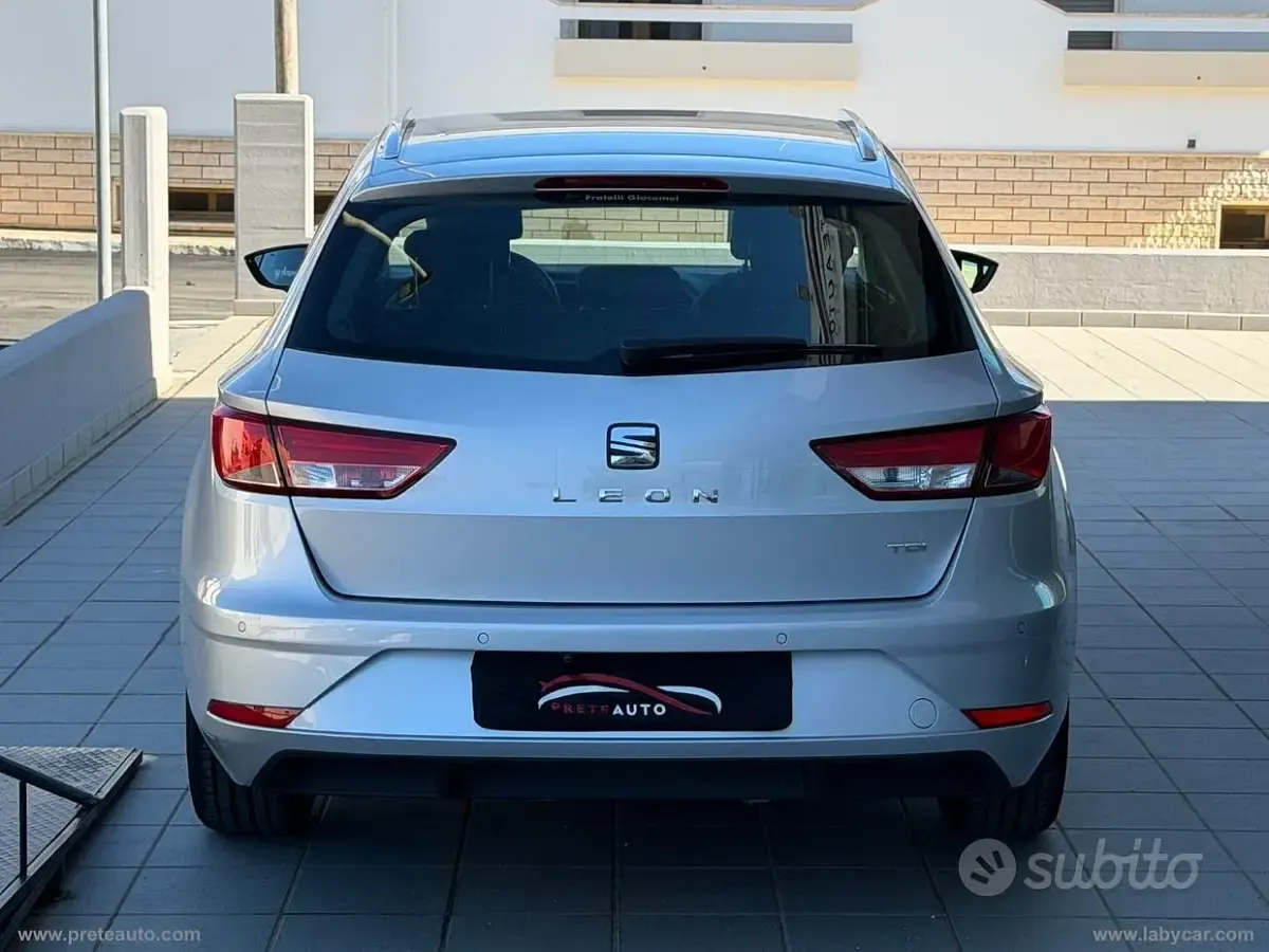 Usata Seat Leon ST 116 CV (85 kW) 2017 Grigio Station wagon