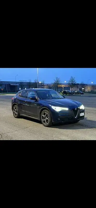 Usata Alfa Romeo Stelvio Executive 179 CV (131 kW) 2017 SUV