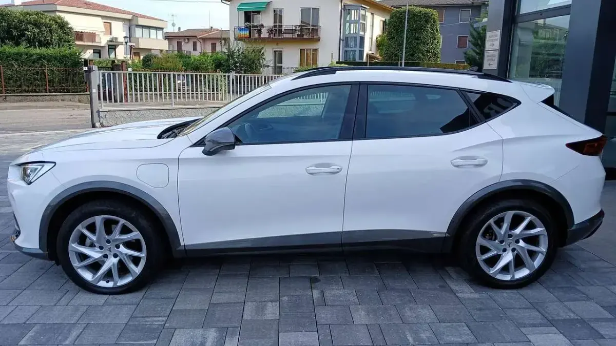 Usata Cupra Formentor 150 CV (110 kW) 2023 Bianco candy SUV