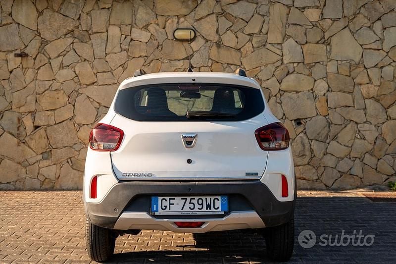 Usata Dacia Spring Comfort Plus 33 kW (45 CV) 2021 Bianco Utilitaria